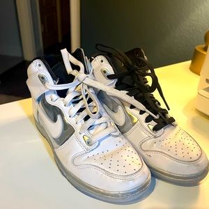 Nike Youth Dunk High SE Chrome White/Metallic Silver/Black